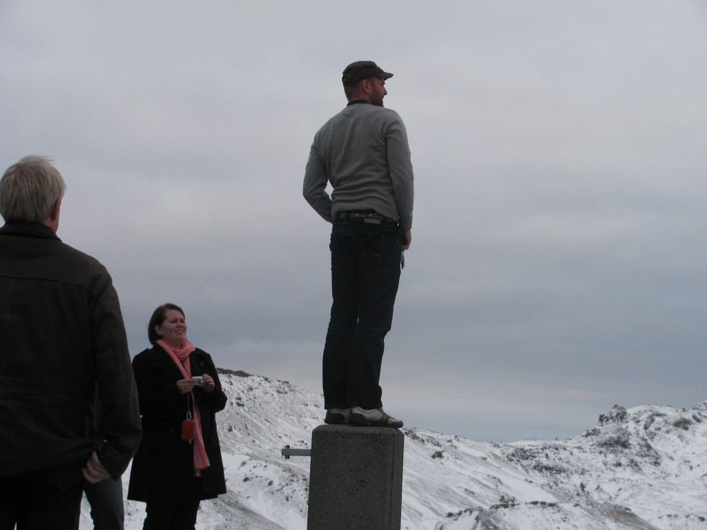 Jón Viðar leitar að kennileitum