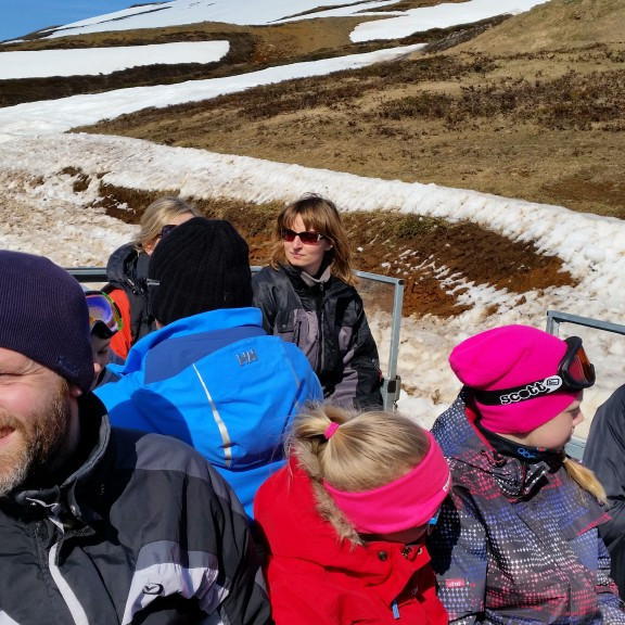 &thorn;egar lagt af sta&eth; fr&aacute; b&iacute;lst&aelig;&eth;inu