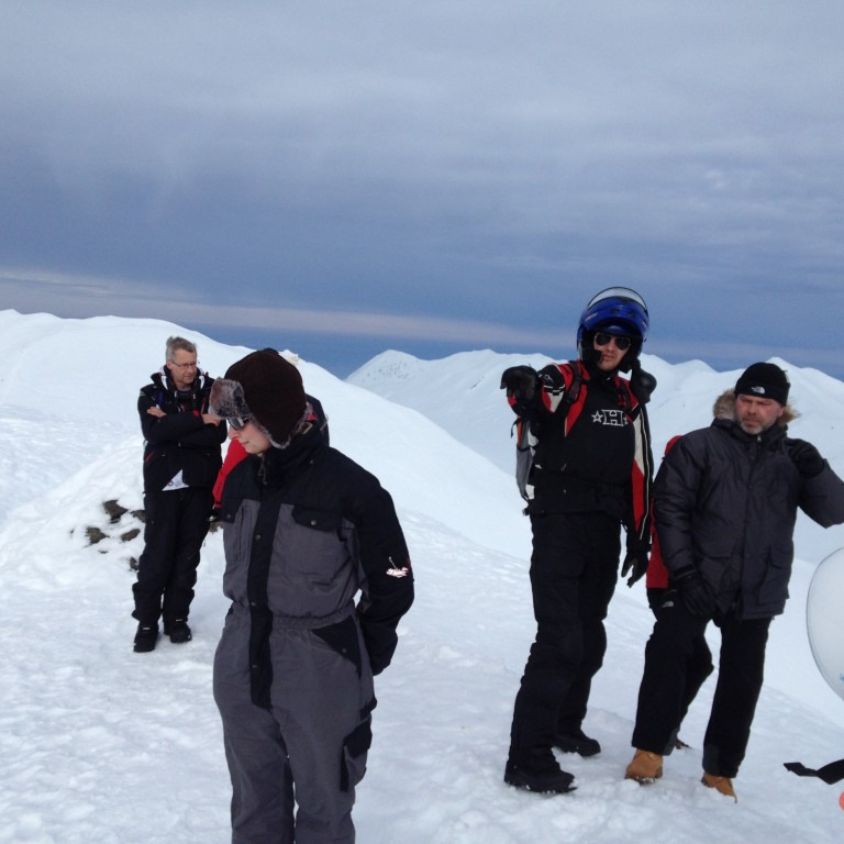 Esther, Anton, Bj&ouml;rgvin og G&iacute;sli a&eth; meta a&eth;st&aelig;&eth;ur.