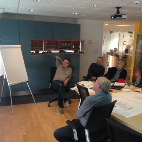 &Iacute; fundaherbergi Raft&aacute;kns &iacute; Gler&aacute;rg&ouml;tunni.