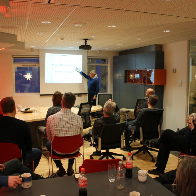 Jóhann Ingi Gunnarsson hélt fyrirlestur